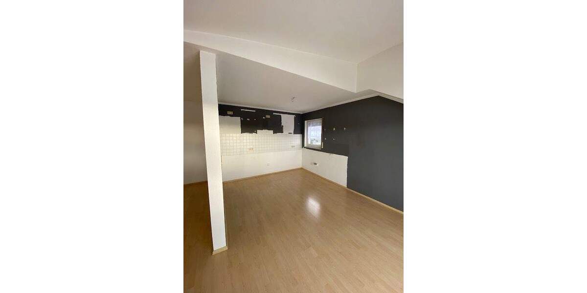 Etagenwohnung Höhr-Grenzhausen Grenzhausen - 2 Zimmer, 79 m&sup2;, 660&euro; | Angebot:23945151