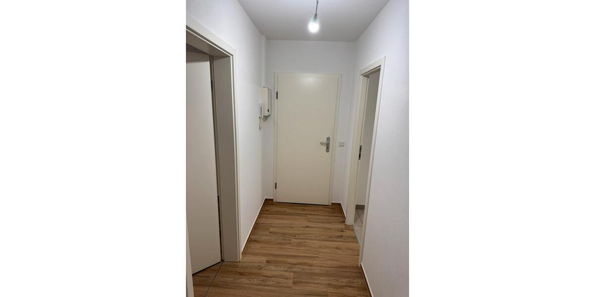 Hochparterre Genthin - 4 Zimmer, 74 m&sup2;, 490&euro; | Angebot:25323753