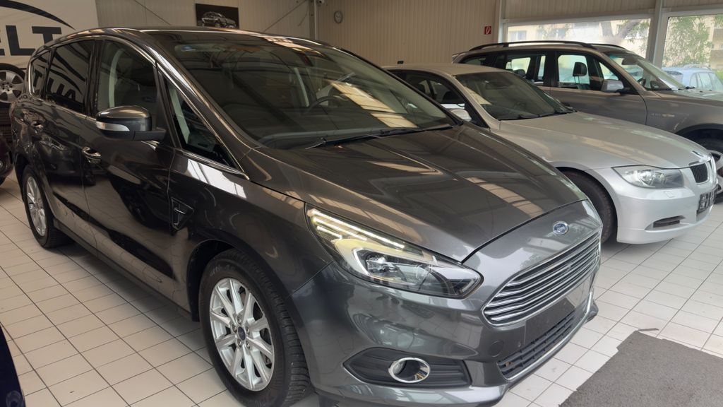 Ford S-Max 166.000 km 12.990 &euro; Berlin 12349