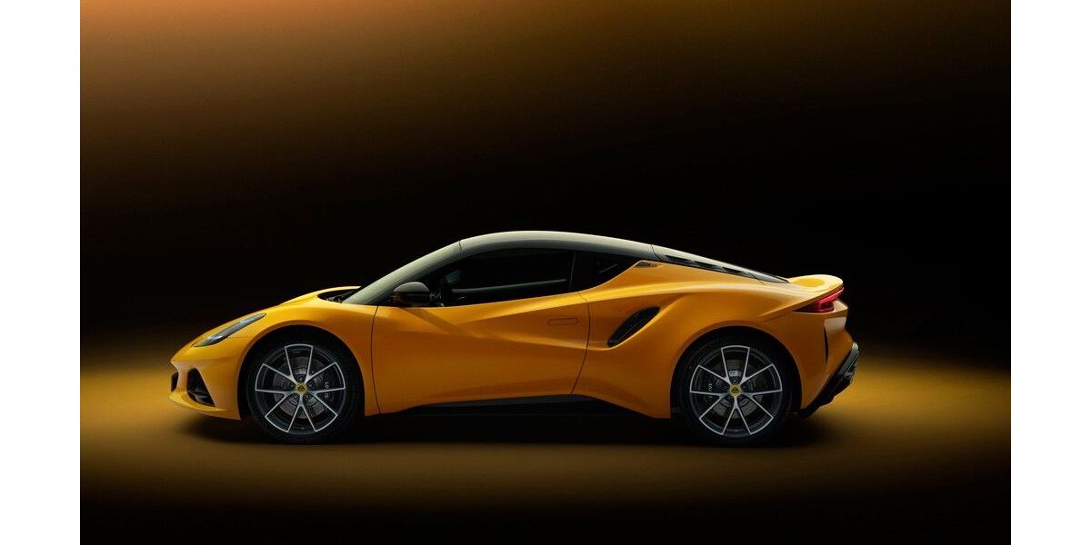 Lotus Emira 3.500 km 89.500 &euro; FRANKFURT A. MAIN 60311