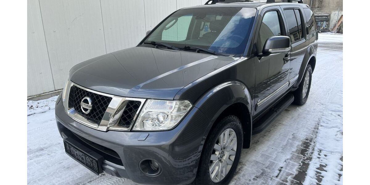 Nissan Pathfinder 157.000 km 12.999 &euro; berlin 12305
