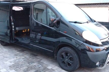 Opel Vivaro 240.000 km 10.500 &euro; Siegenburg 93354