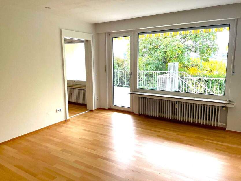 TOP-Lage mit Rheinblick in Bonn-Beuel: Helle 2-Zimmer-Wohnung mit großem Terrassenbalkon 2 zimmer
