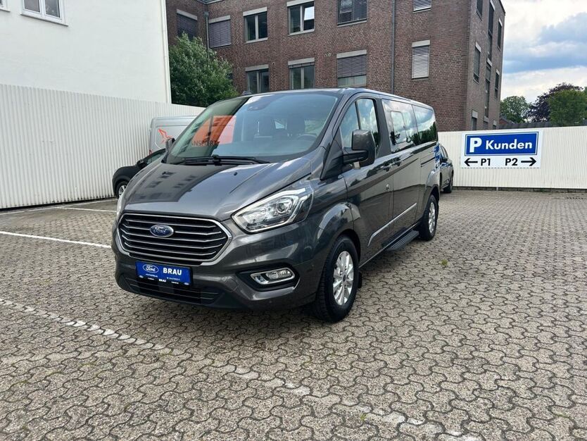 Ford Tourneo Custom 100.833 km 30.990 € Oldenburg 26122