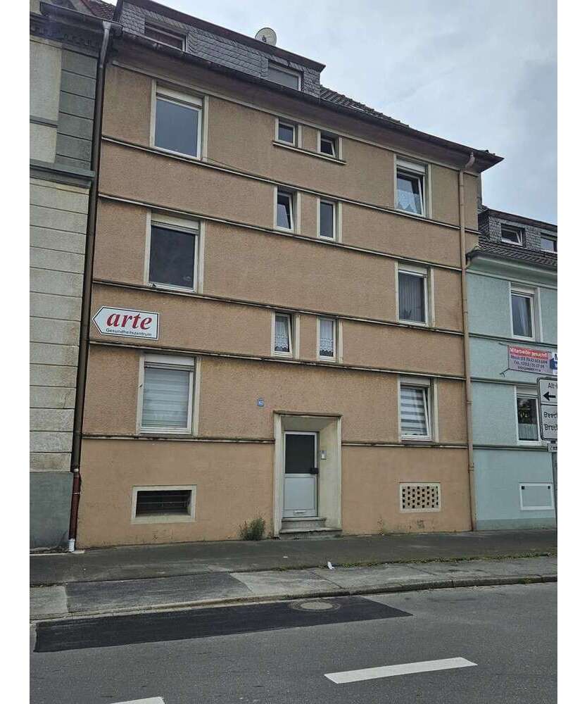 Haus zum Kaufen in Duisburg 355.000 € 301 m²