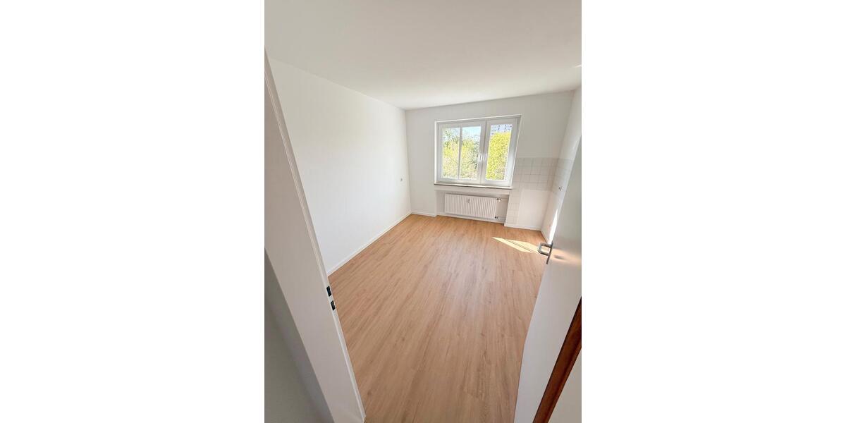 Dachgeschoßwohnung Unterschleißheim - 2 Zimmer, 61 m&sup2;, 1.065&euro; | Angebot:26351383