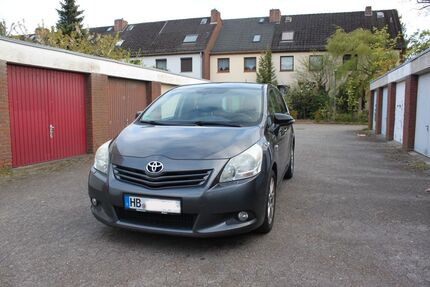 Toyota Verso 199.000 km 5.250 &euro; Bremen 28307