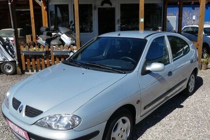 Renault Megane 118.300 km 1.990 € Dresden 01219