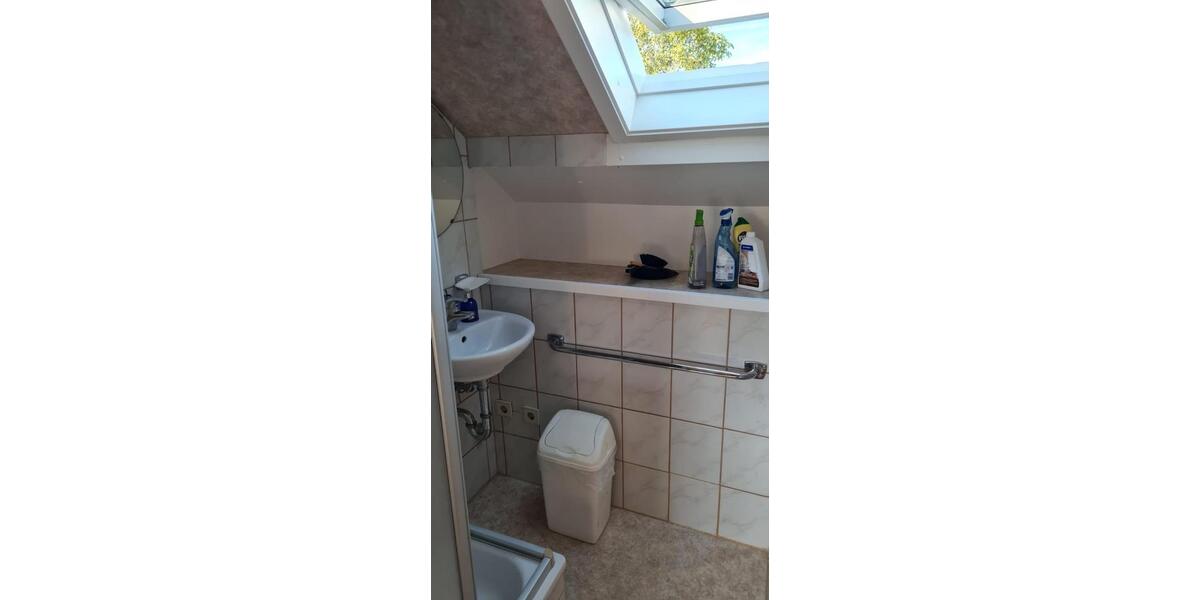 Dachgeschoßwohnung Birkenfeld - 1.5 Zimmer, 39 m&sup2;, 375&euro; | Angebot:24850562