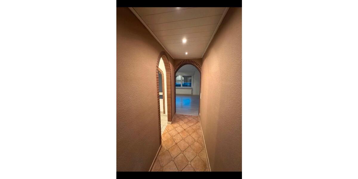 Etagenwohnung Grevenbroich Neuenhausen - 2 Zimmer, 65 m&sup2;, 900&euro; | Angebot:25525466