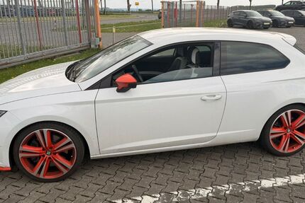 Seat Leon 124.676 km 13.900 &euro; Neuwied 56567