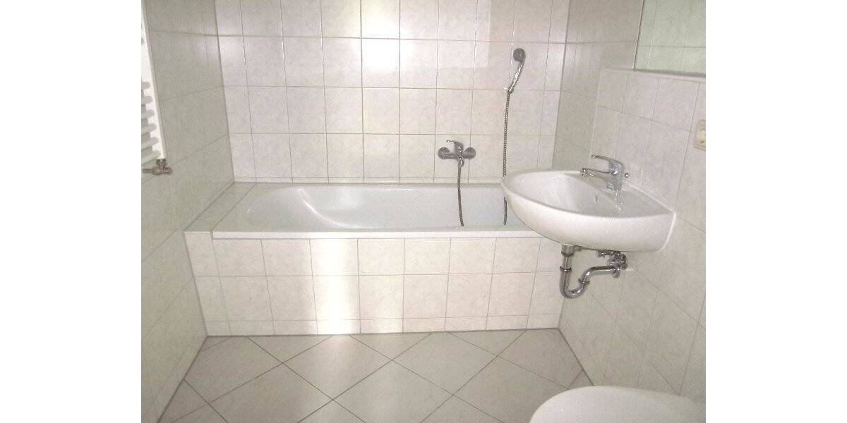 Etagenwohnung Plauen Stadtmitte - 2 Zimmer, 52 m&sup2;, 49.500&euro; | Angebot:26833442