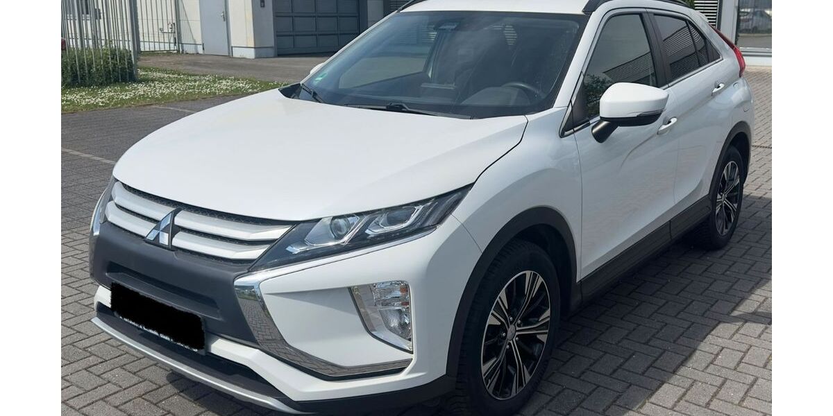 Mitsubishi Eclipse Cross 21.700 km 18.900 &euro; Oberhausen 46049