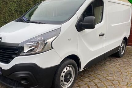 Renault Trafic 51.700 km 13.990 &euro; Dresden 01237