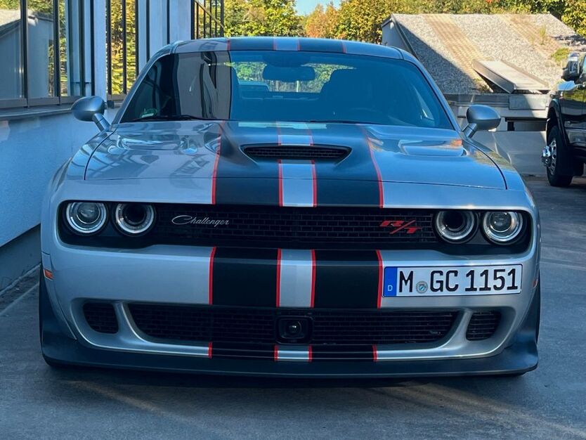 Dodge Challenger 12.000 km 59.900 € München 81677
