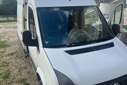 VW Crafter 311.579 km 9.499 &euro; München 81735