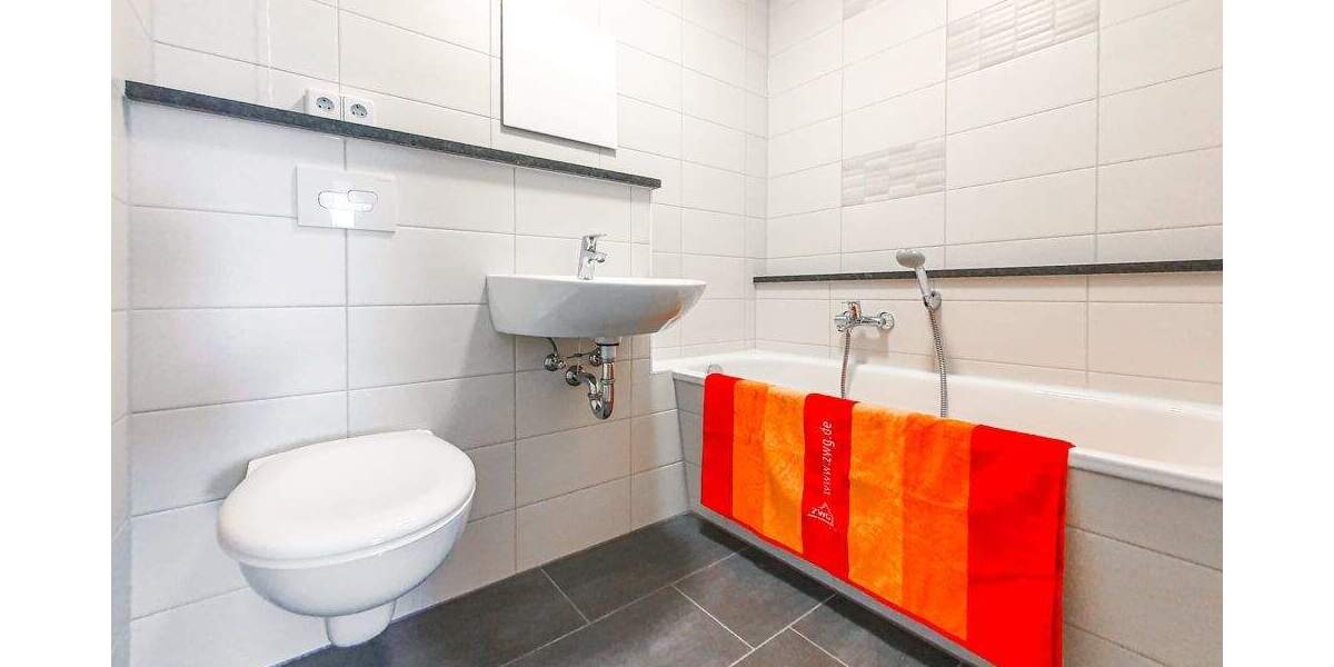 Etagenwohnung Zwickau Eckersbach - 5 Zimmer, 128 m&sup2;, 742&euro; | Angebot:24791757