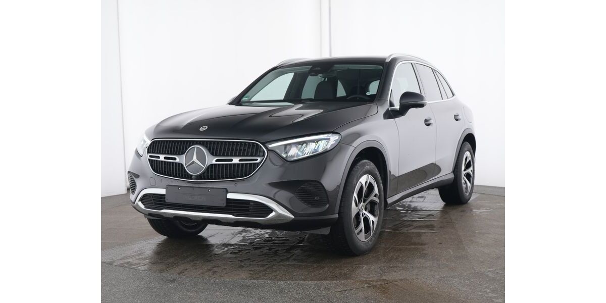 Mercedes-Benz GLC 300 12.729 km 56.880 &euro; Kronach 96317