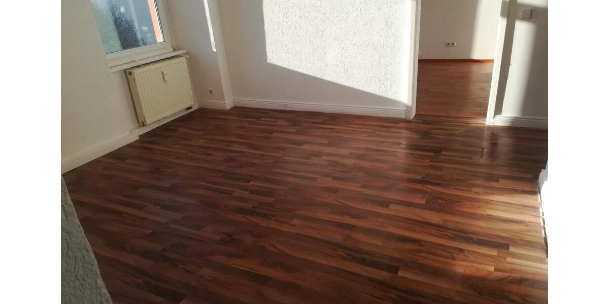 Etagenwohnung Döbeln - 3 Zimmer, 75 m&sup2;, 429&euro; | Angebot:26024312