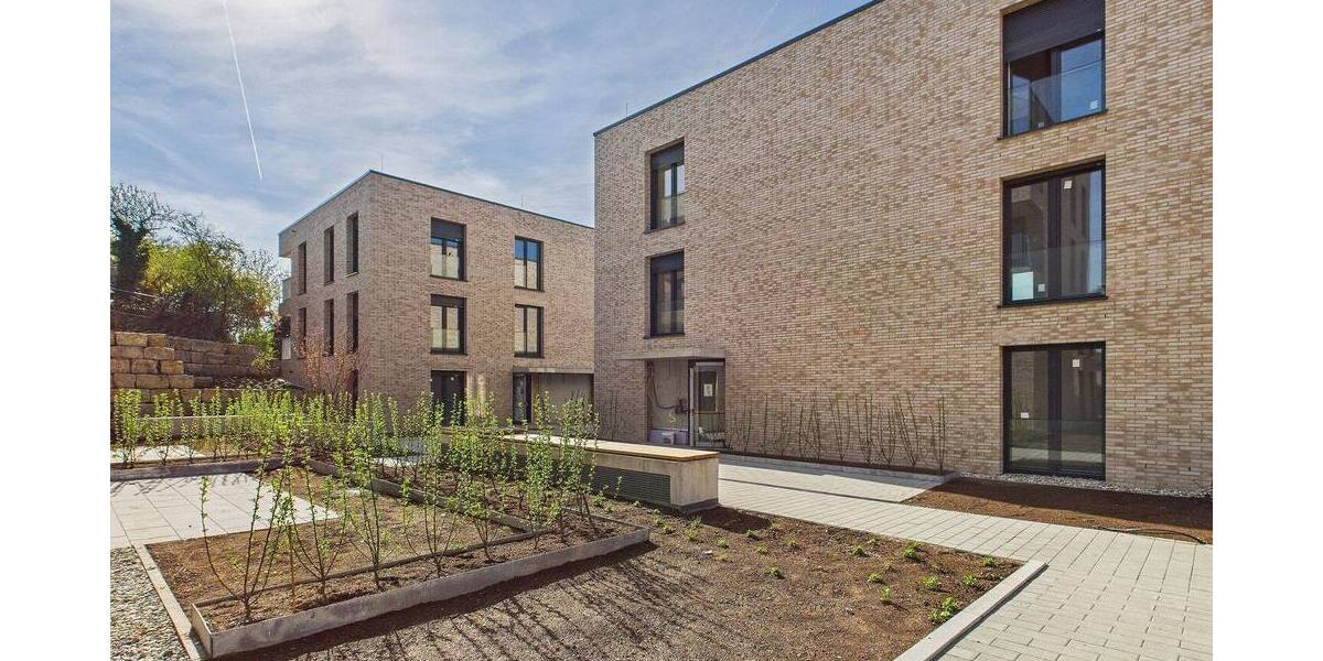 Etagenwohnung Sindelfingen Ost - 2 Zimmer, 71 m&sup2;, 1.330&euro; | Angebot:25797655