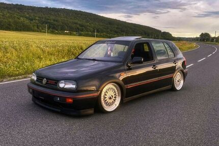 VW Golf 258.000 km 14.500 &euro; Mühlhausen 96172