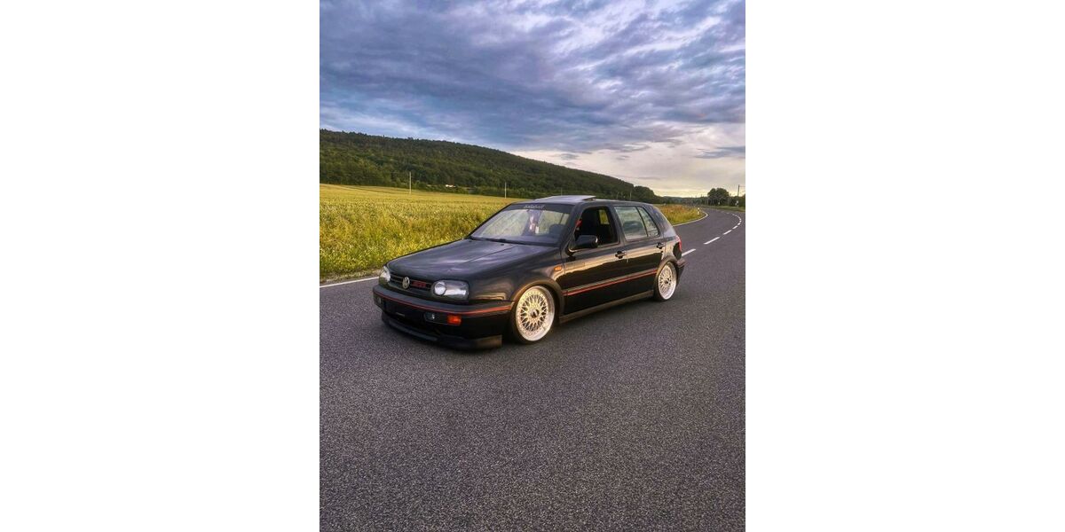 VW Golf 258.000 km 14.500 &euro; Mühlhausen 96172