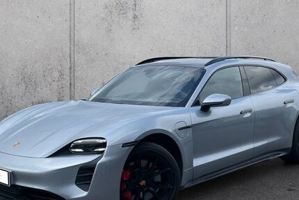 Porsche Taycan 28.271 km 86.190 € Recklinghausen 45665