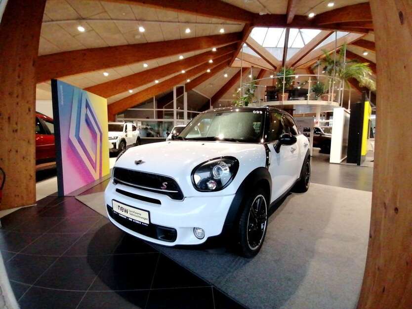 Mini Cooper Countryman 66.910 km 14.490 € Brandenburg 14772