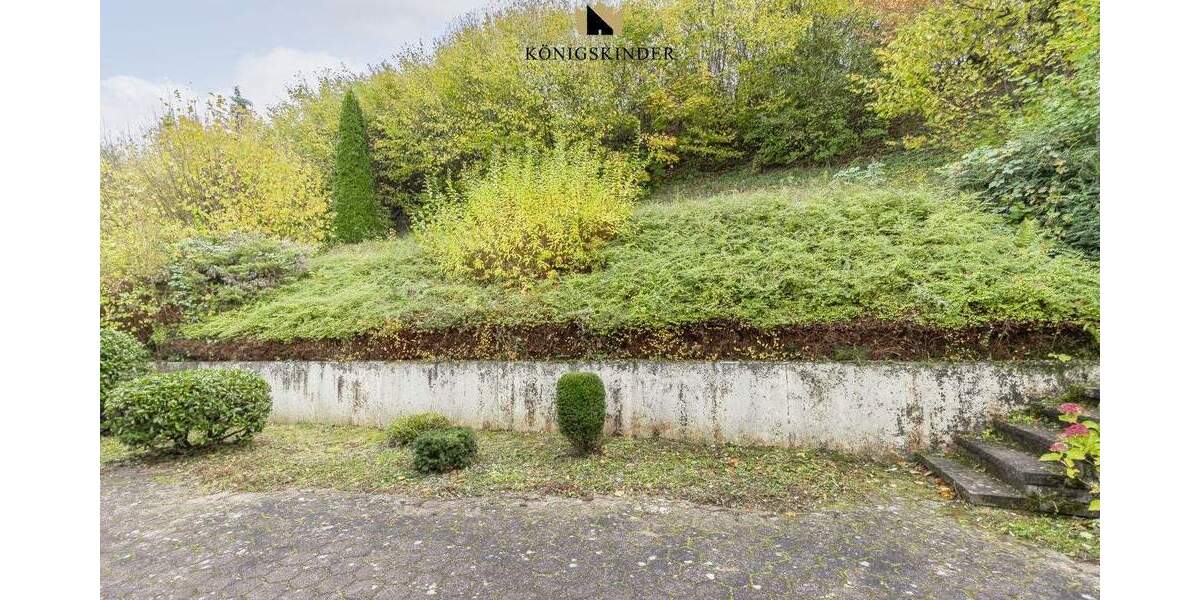 Einfamilienhaus Wernau - 8 Zimmer, 255 m&sup2;, 790.000&euro; | Angebot:25210817