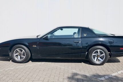 Pontiac Firebird