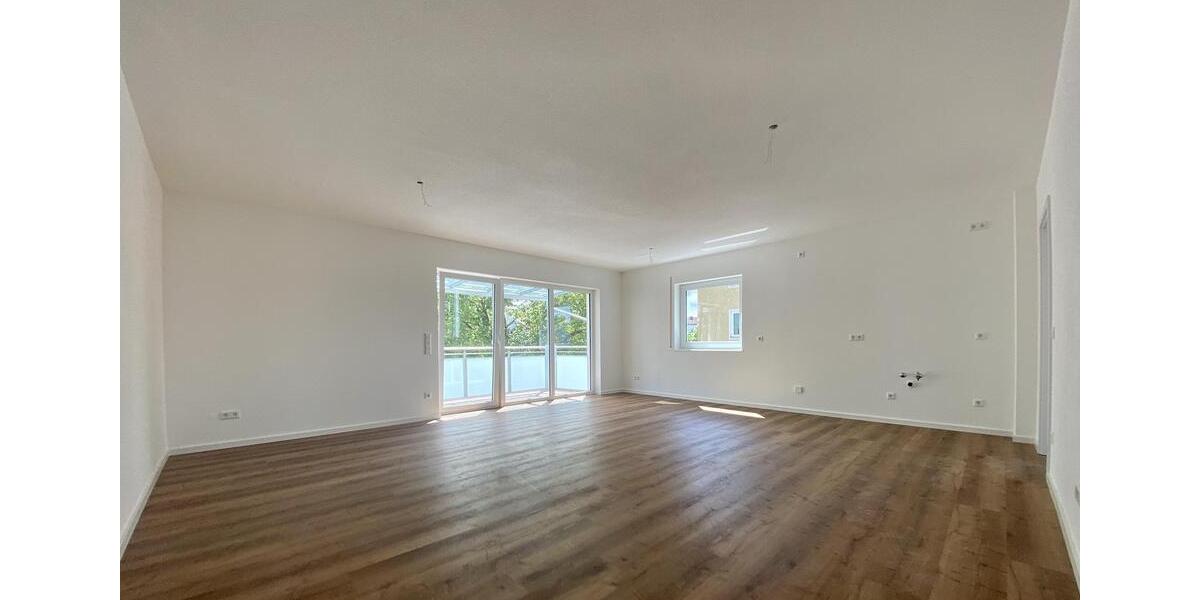 Etagenwohnung Freilassing - 3 Zimmer, 84 m&sup2;, 1.210&euro; | Angebot:26251924