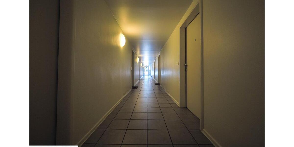 Etagenwohnung Saarbrücken Neue Bremm - 1 Zimmer, 25 m&sup2;, 320&euro; | Angebot:23217213