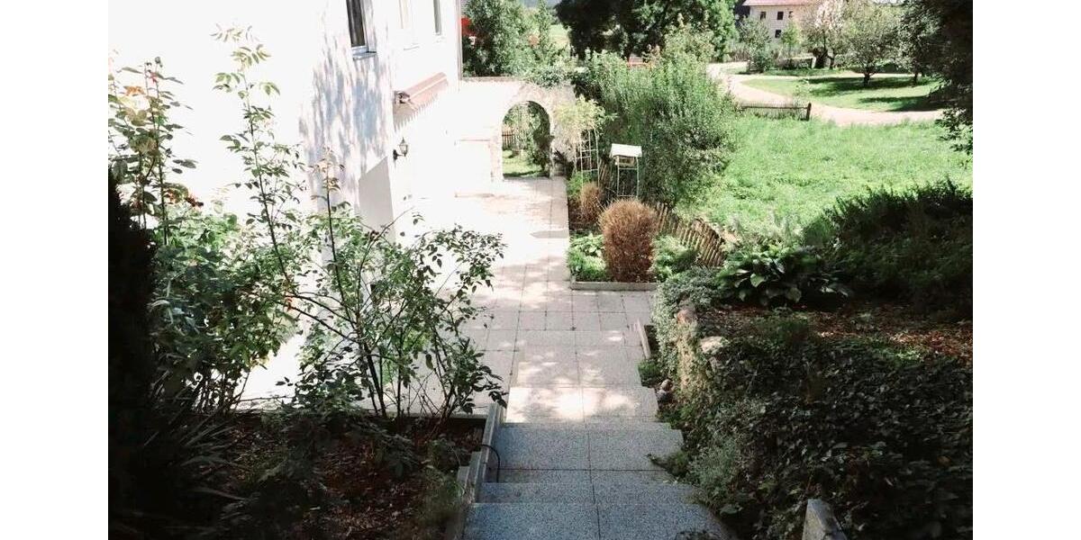 Mehrfamilienhaus, Wohnhaus Kinding - 15 Zimmer, 550 m&sup2;, 690.000&euro; | Angebot:26890326