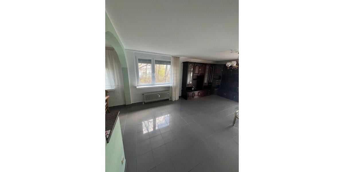 Etagenwohnung Pfullingen - 4 Zimmer, 100 m&sup2;, 329.000&euro; | Angebot:26785739