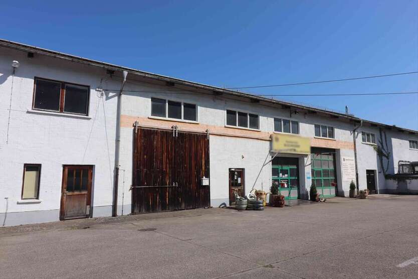 Halle in Altenburg 450.000 € 1200 m²