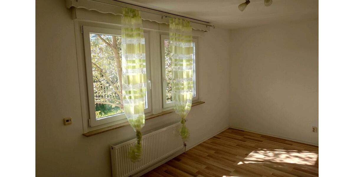 Mehrfamilienhaus, Wohnhaus Reichshof - 6 Zimmer, 200 m&sup2;, 325.000&euro; | Angebot:26305524