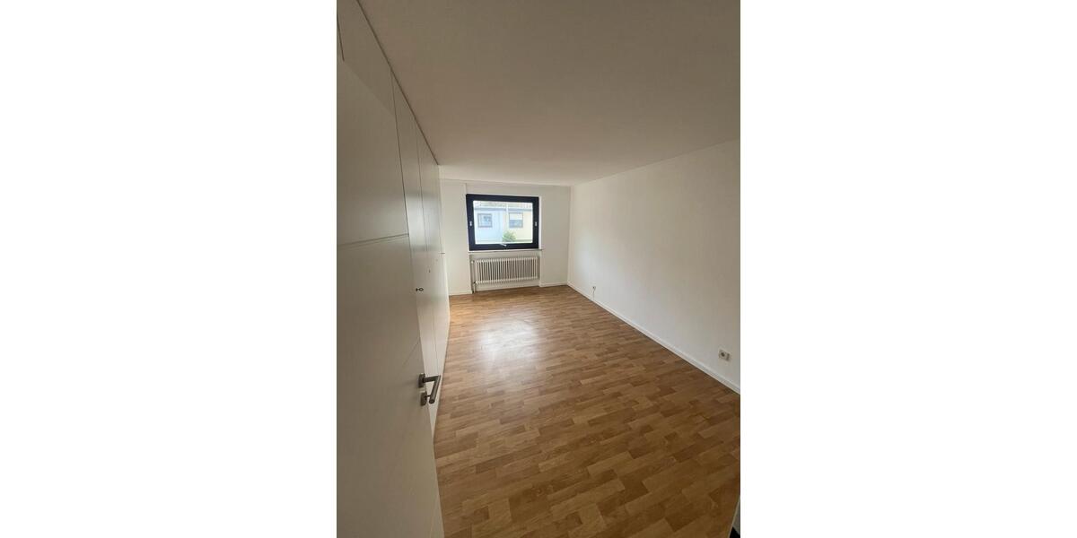 Reihenhaus Delmenhorst Düsternort - 5 Zimmer, 146 m&sup2;, 298.000&euro; | Angebot:25894958