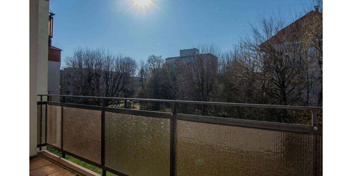 Etagenwohnung Steinbach (Taunus) - 2 Zimmer, 60 m&sup2;, 225.000&euro; | Angebot:26043799