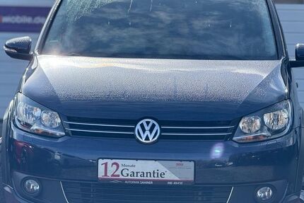 VW Touran 216.435 km 7.999 &euro; VÖHRINGEN (LANDKREIS ROTTWEIL BEI STUTTGART) 72189