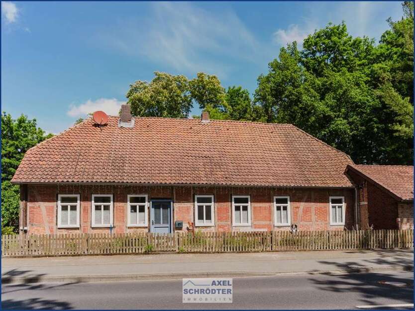 Haus zum Kaufen in Celle 290.000 € 196.84 m²