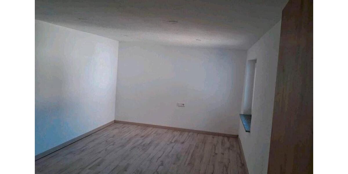 Doppelhaushälfte Uttenweiler - 5 Zimmer, 120 m&sup2;, 1.200&euro; | Angebot:26396221
