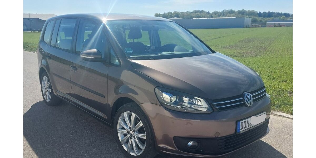 VW Touran 161.000 km 9.500 &euro; Buchdorf 86675