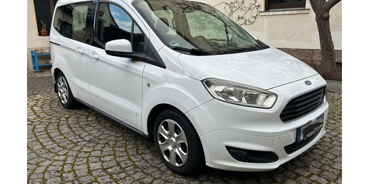 Ford Tourneo Courier 114.000 km 7.900 &euro; Saalfeld/Saale 07318