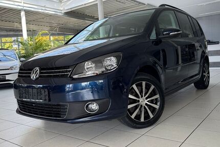VW Touran 124.000 km 9.390 € Öhringen 74613