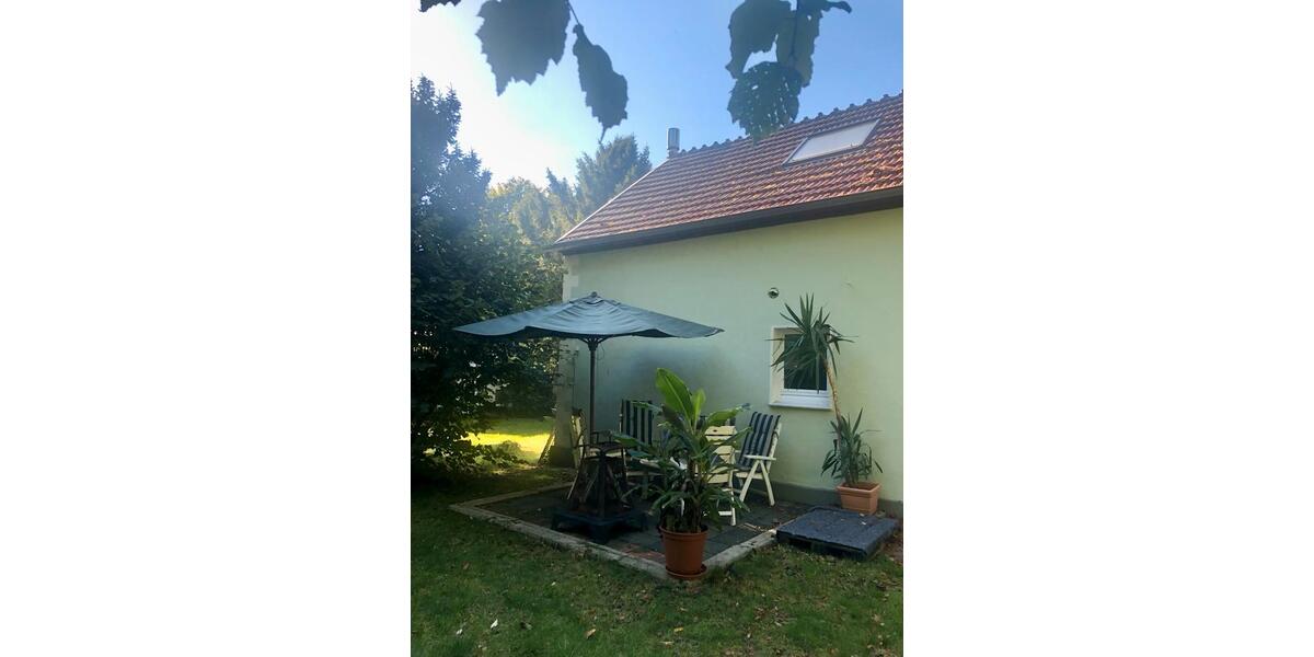 Einfamilienhaus Halle - 2 Zimmer, 90 m&sup2;, 650&euro; | Angebot:25297580
