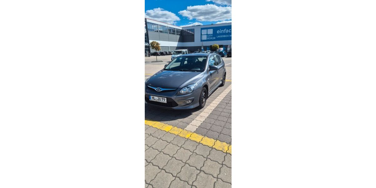 Hyundai i30 105.250 km 3.000 &euro; Lübeck 23564
