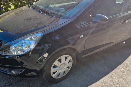 Opel Corsa 73.000 km 4.400 &euro; Münchberg 95213