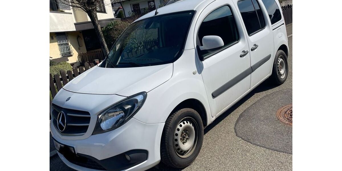 Mercedes-Benz Citan 179.000 km 8.760 &euro; Althütte 71566
