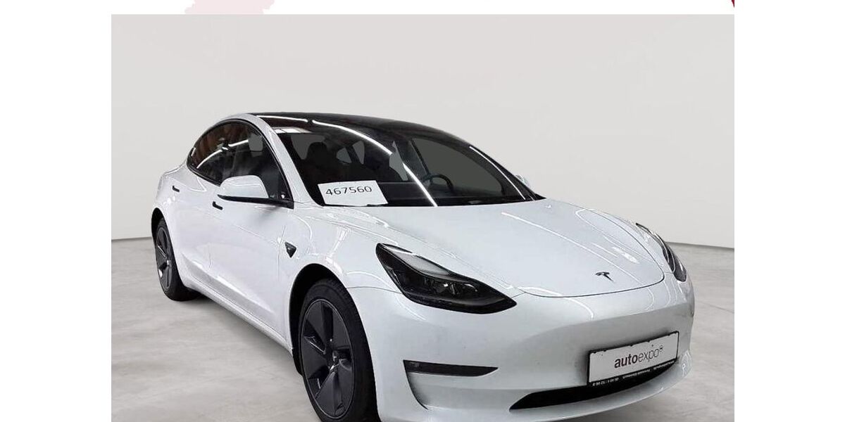Tesla Model 3 76.452 km 29.989 &euro; Fernwald-Steinbach 35463