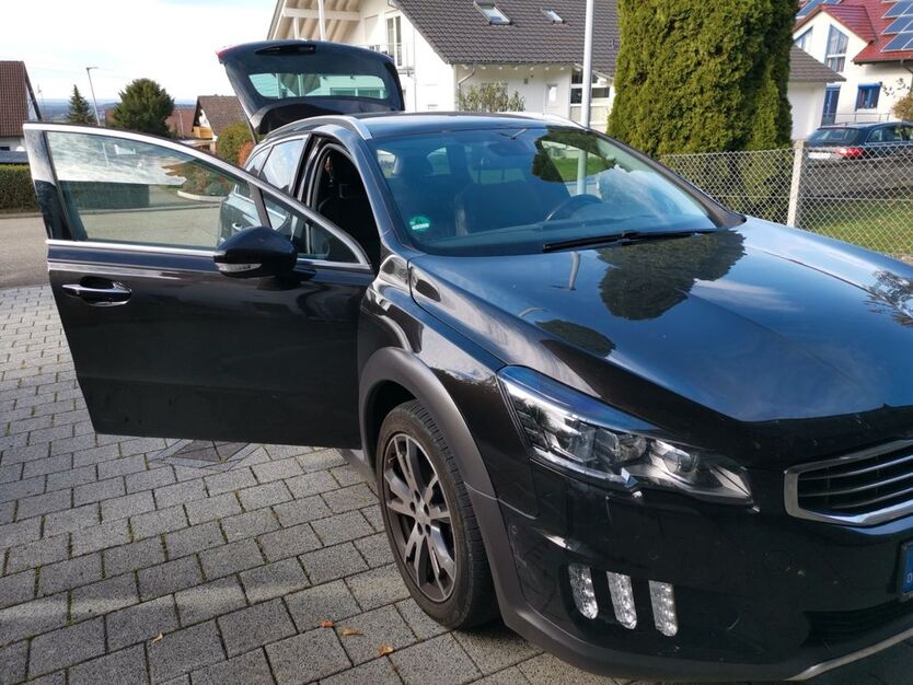Peugeot 508 147.500 km 15.900 € Denkingen 78588